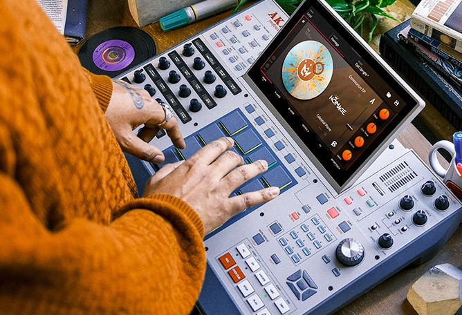 AKAI PROFESSIONAL & NATIVE INSTRUMENTS